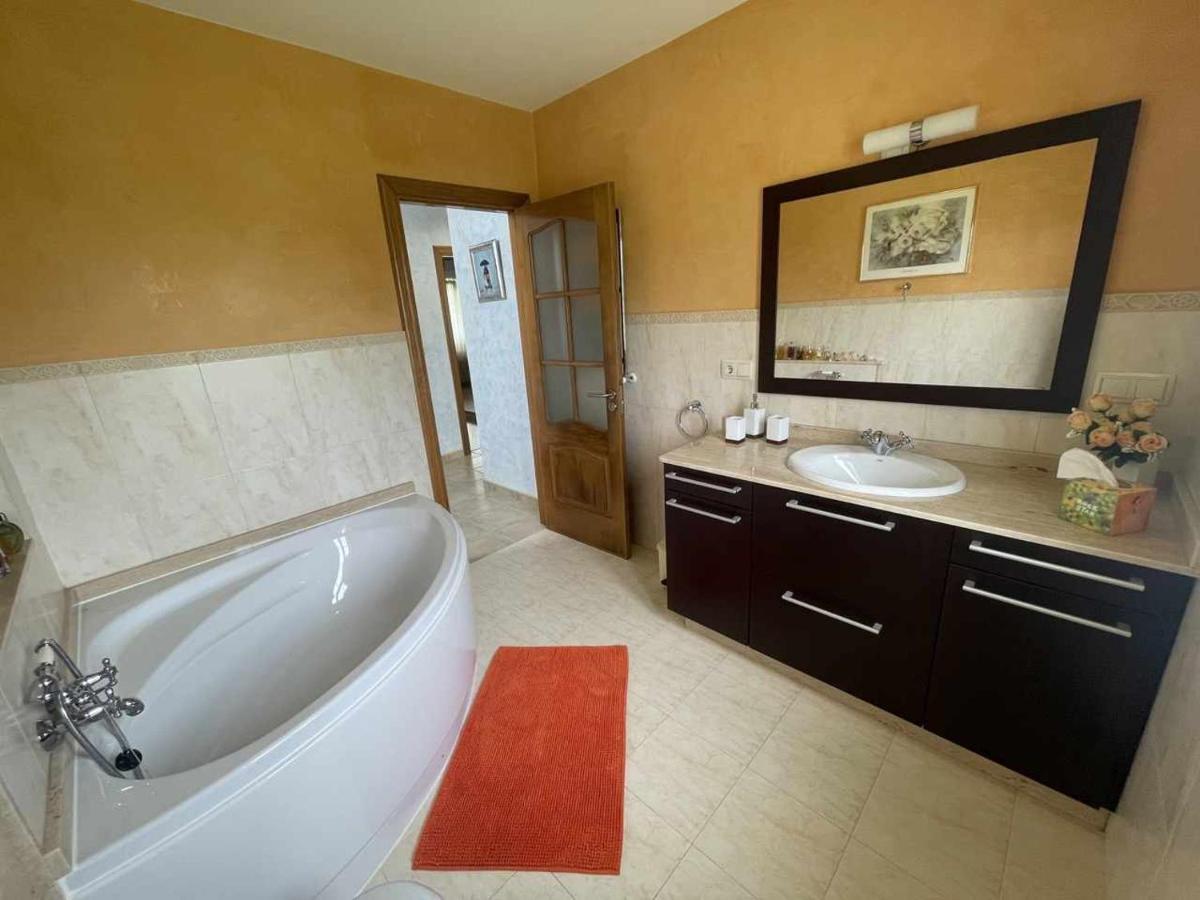 Grupo Gontad Casa Beo Malpica De Bergantinos Villa A Coruña Exteriör bild
